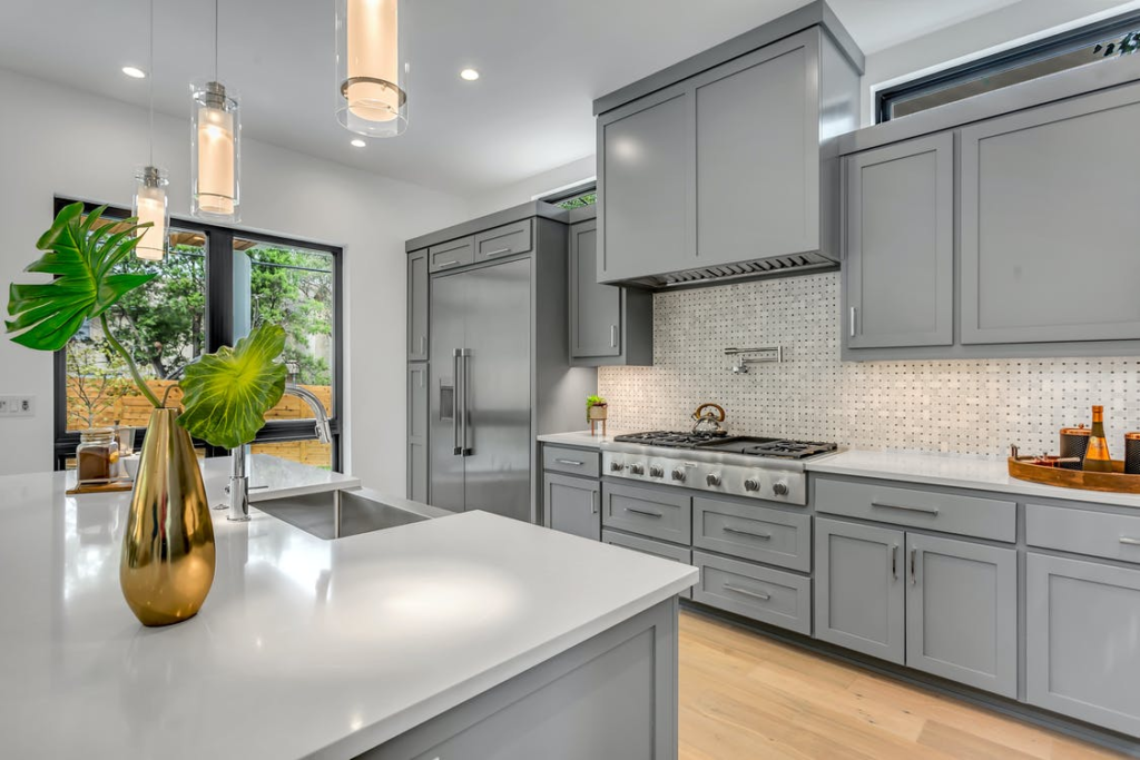 gray minimalist kitchen cabinets